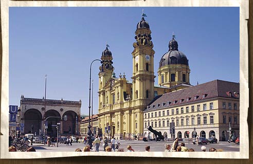 Odeonsplatz – München und Bayern erleben – Touristikguide München
